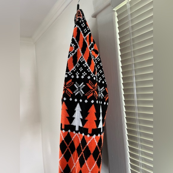 Philadelphia Flyers NHL Ugly Sweater, orange and black, men’s size small - Picture 4 of 10